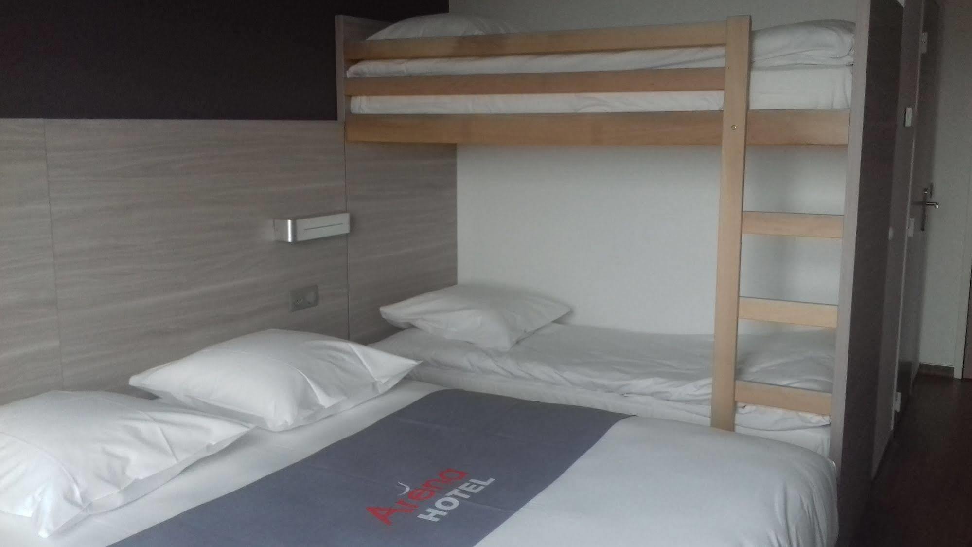 Hotel Arena Тулуза Екстер'єр фото